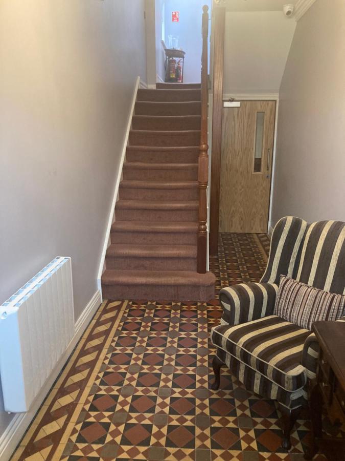 Mcnulty'S Guest House Enniscrone Zewnętrze zdjęcie